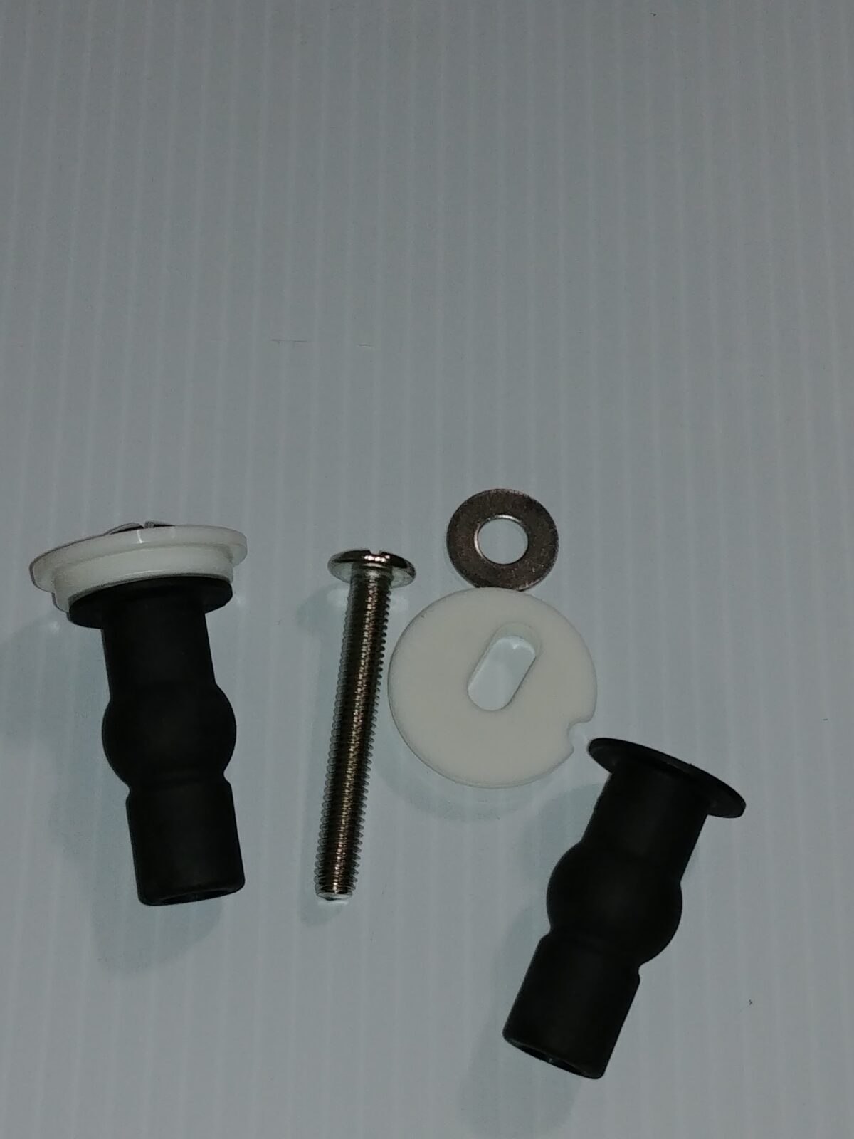 Toilet Seat Mounting Bolts/pr Perfect Bath Canada