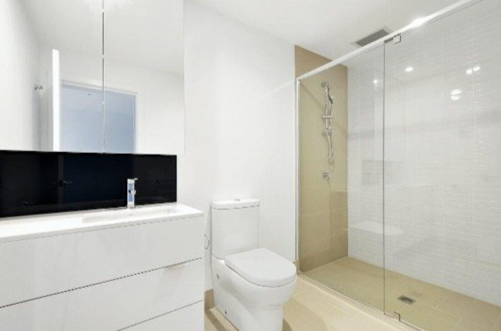 How to Upgrade Your Shower Experience | Perfect Bath Canada