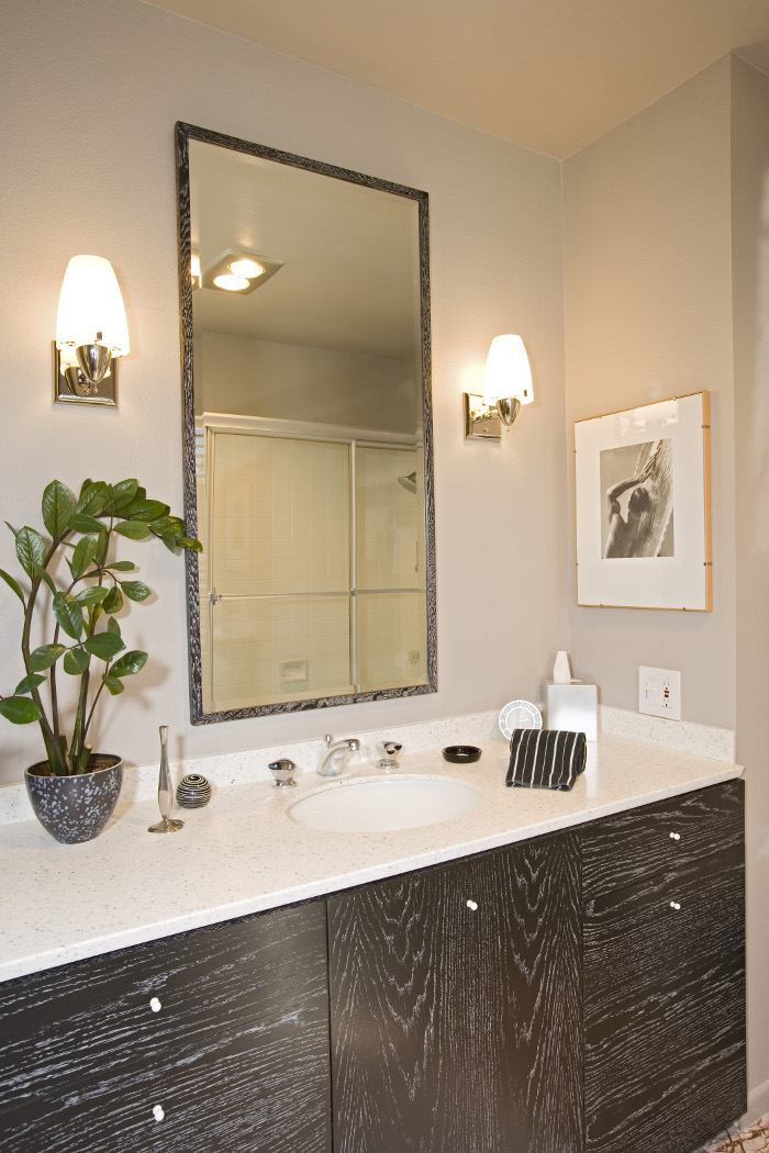 3 Ways to Keep Your Bathroom Mirror from Fogging Up Perfect Bath Canada